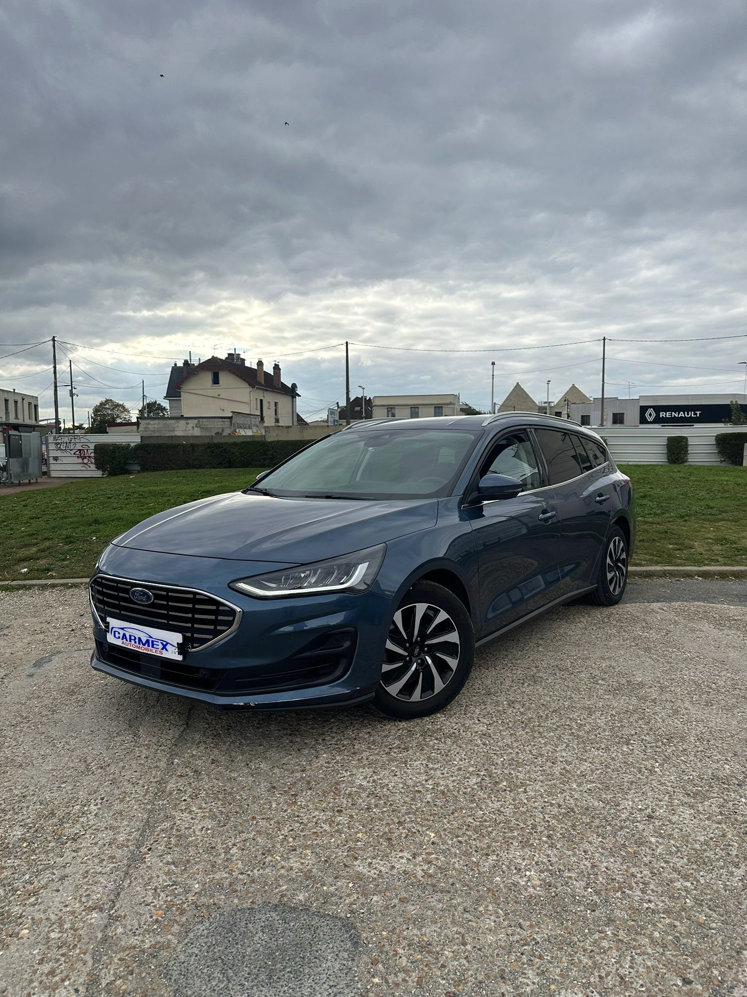 Photo principale de Ford Focus SW 1.0 125ch Titanium